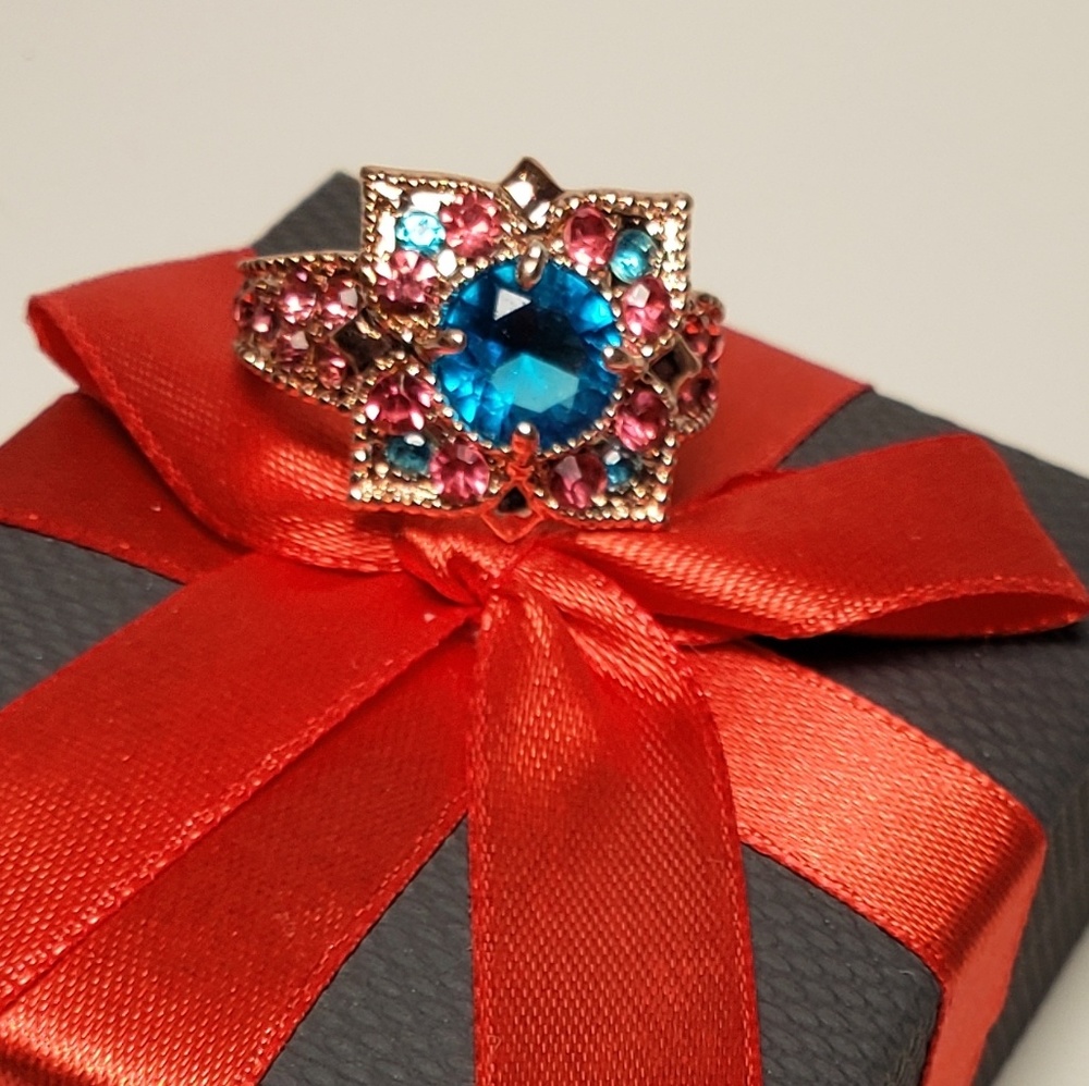 Cocktail Ring - Picture 4 of 4